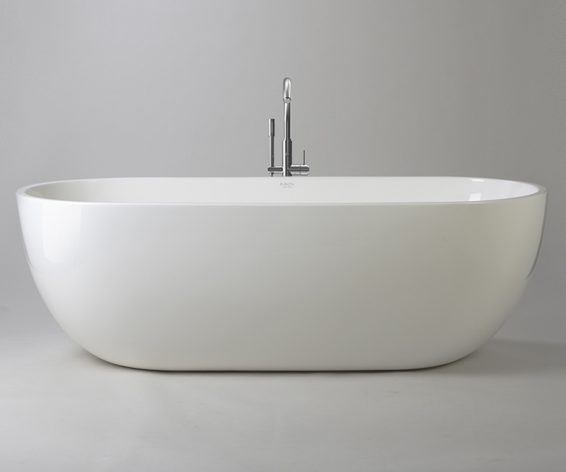 Space free-standing bathtub with the AIR+ system
