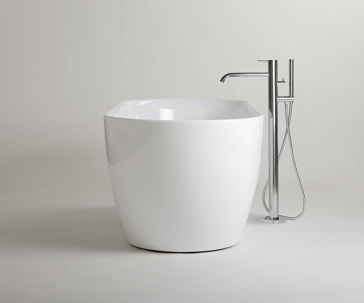 Neo freestanding bathtub with the AIR+ system